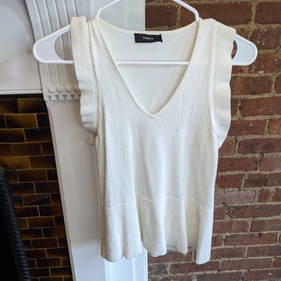Theory Sweaters - Theory Sleeveless Sweater M